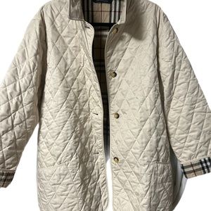 Authentic Burberry quilted jacket xl